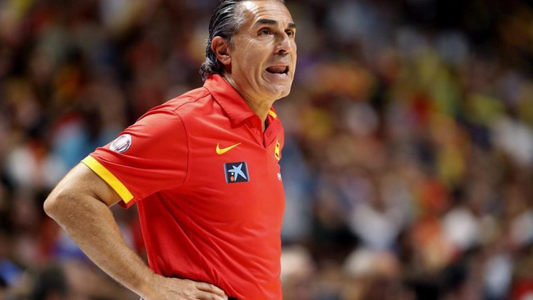 Scariolo, durante un partido de la selección.