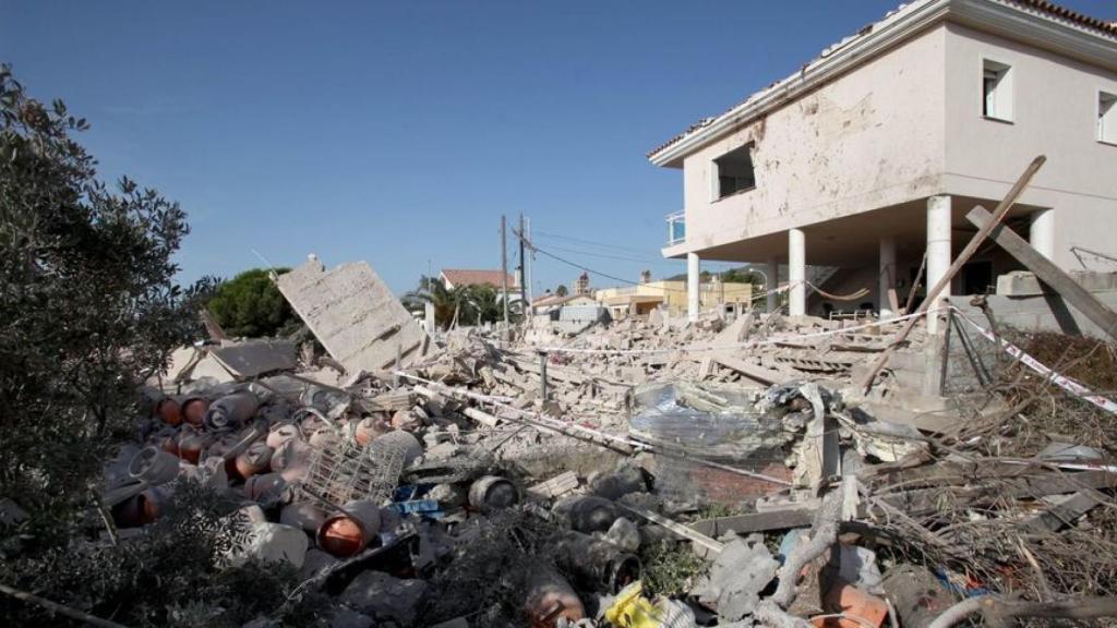 La casa de Alcanar quedó destrozada tras las explosiones.