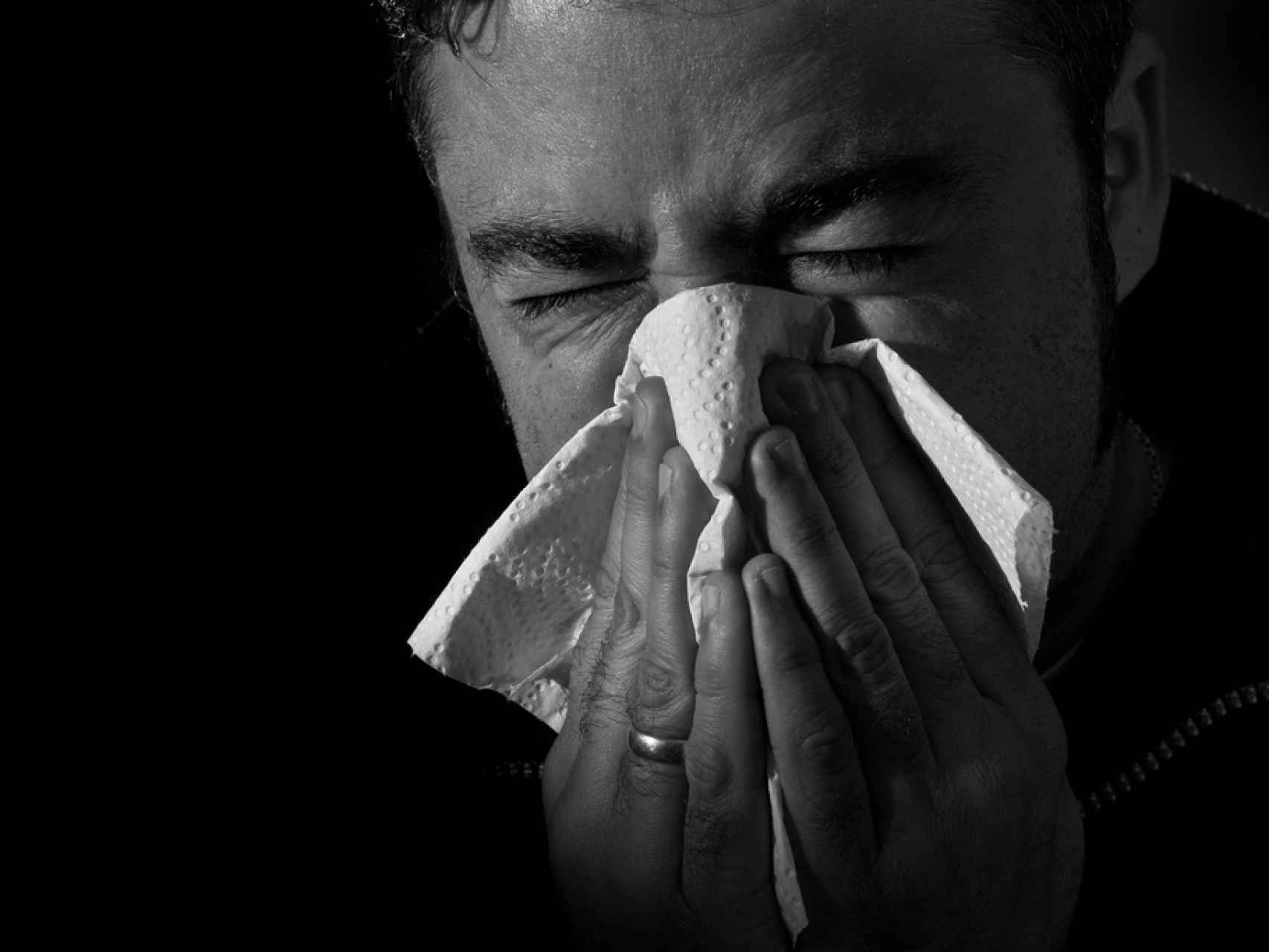 Los anticuerpos que combaten la gripe o los resfriados disminuyen con la falta de sexo.