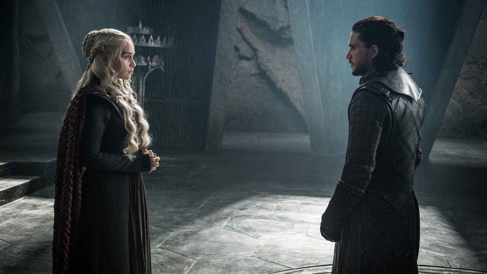 Daenerys y Jon Snow en su esperado encuentro.