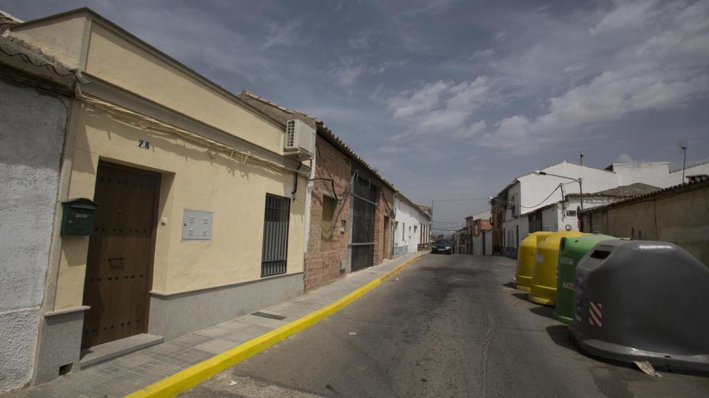 Domicilio de la familia Pérez en la calle Espino de la localidad de Pedro Abad (Córdoba), en donde Tomasa Pérez jugaba de pequeña.
