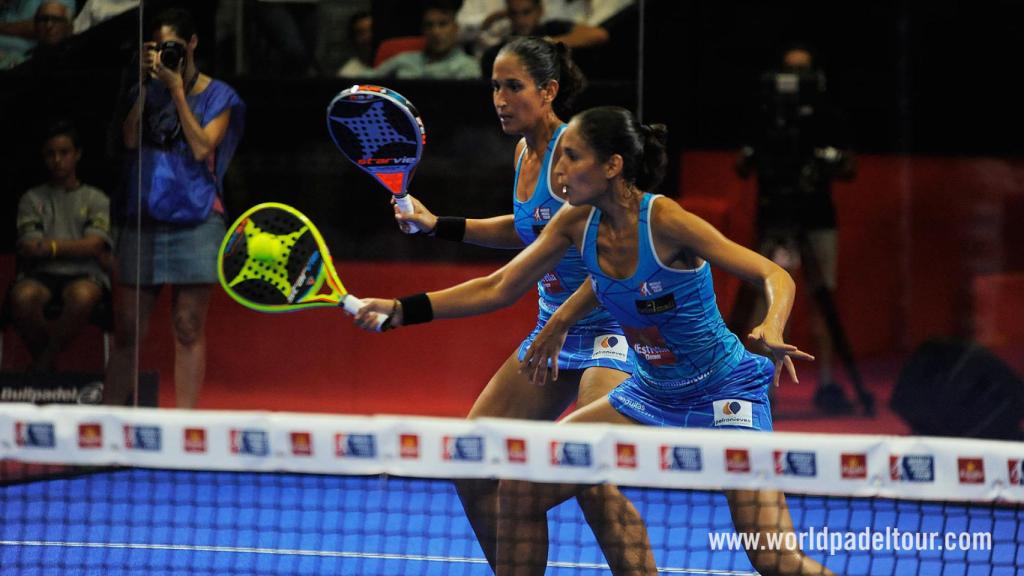 Mapi y Majo Sánchez Alayeta, en el partido de este sábado.