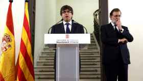 Puigdemont y Rajoy tras el gabinete de crisis por los atentados en Cataluña.