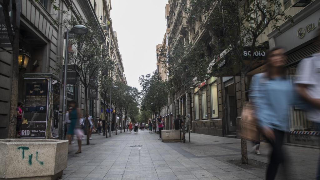 Comienzo de la calle Fuencarral, en el cruce con Gran Vía.