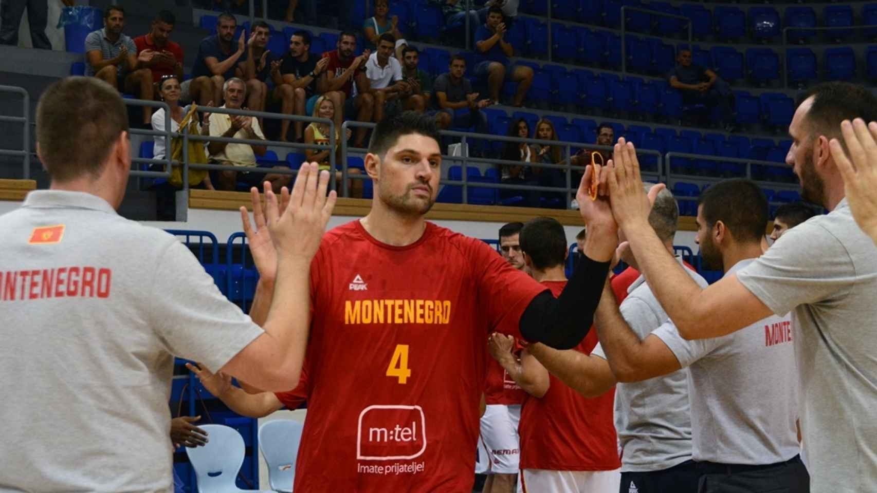 Nikola Vucevic antes de un encuentro con Montenegro.
