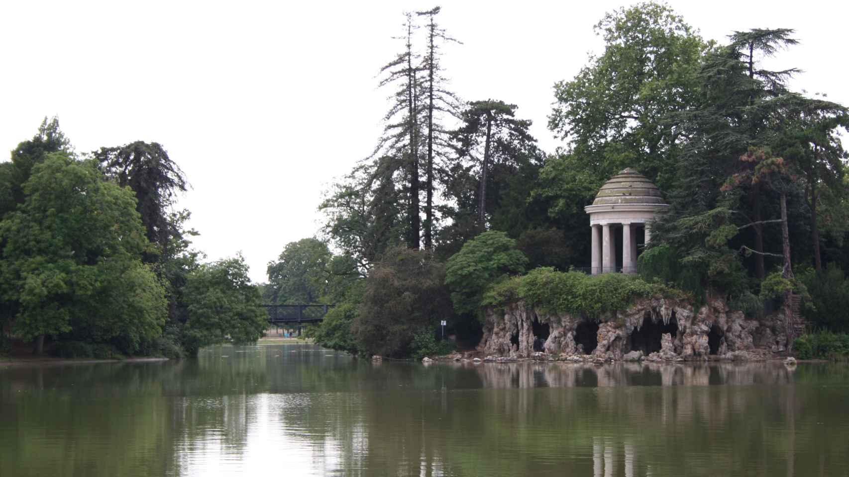 El Templo del Amor en el parque parisino de Bois de Vincennes.