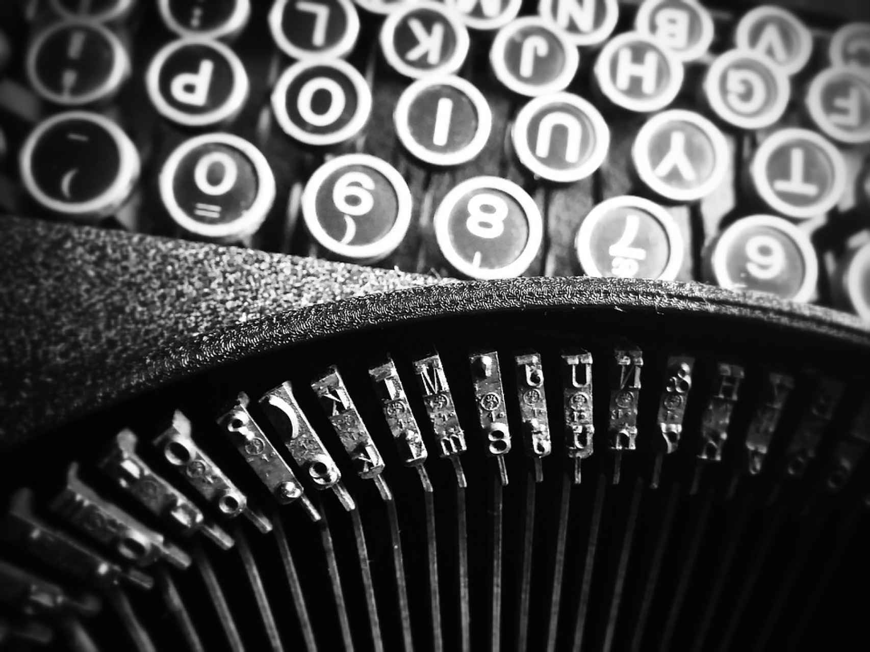 En 4 3 2 1, el autor de Trilogía de Nueva York homenajea a las máquinas de escribir.