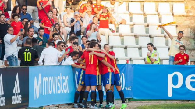 Celebración del primer gol. Foto: Héctor Martín