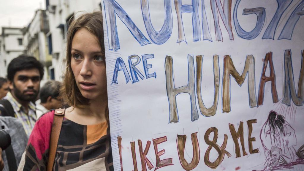 Rohinyás musulmanes residentes en la India protestan en contra de las políticas birmanas.