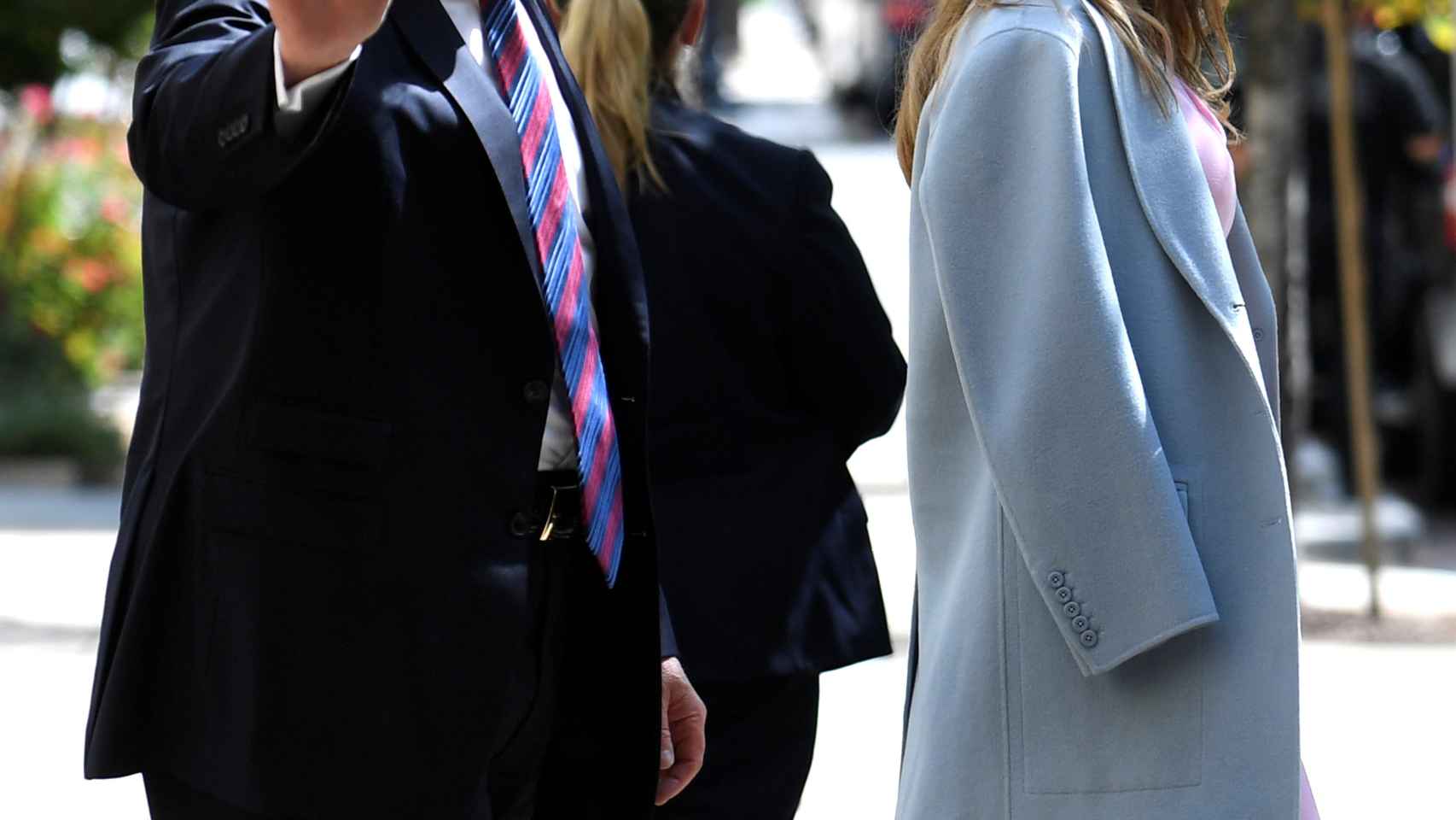 Donald Trump y su mujer, saliendo de misa el pasado domingo.