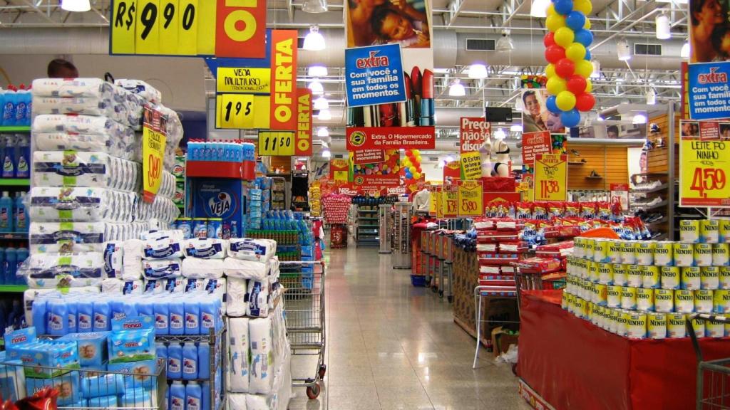 Interior de un supermercado.