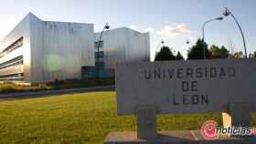 Foto Universidad-Leon3_Carrusel