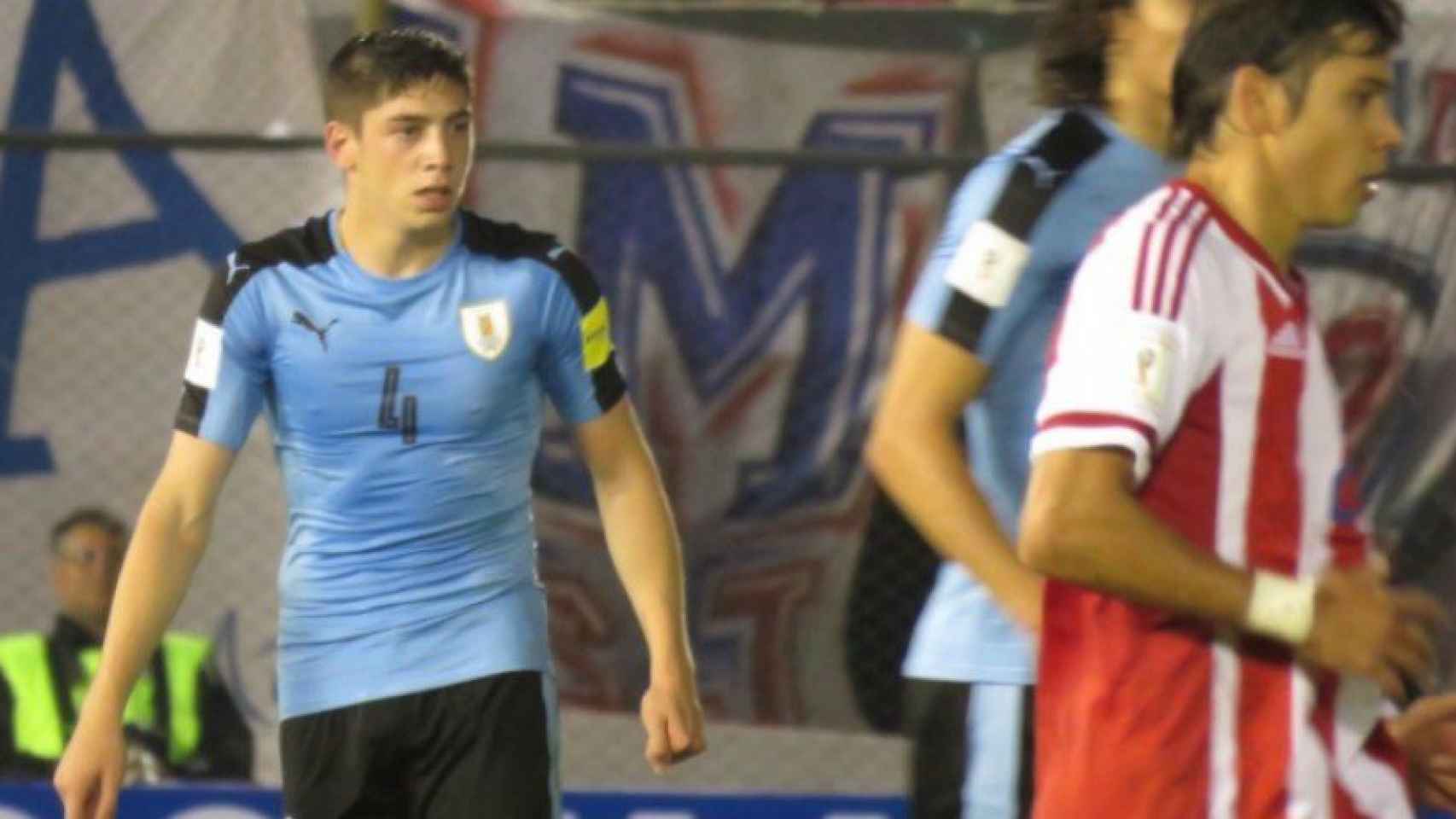 Federico Valverde con la selección de Uruguay. | Foto: Twitter (@Uruguay)