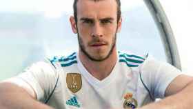 Bale presenta la nueva equipación del Real Madrid