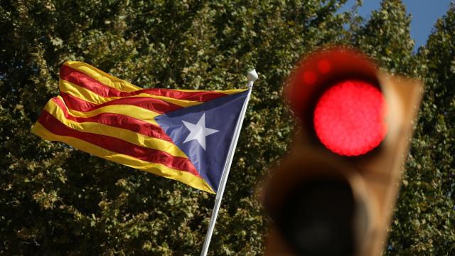 Imagen de una estelada en Barcelona.