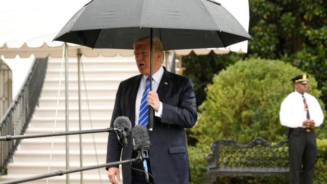 Trump atiende a los medios en Washington este miércoles