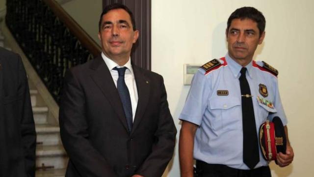 El director de los Mossos, Pere Soler, y el mayor, Josep Lluis Trapero