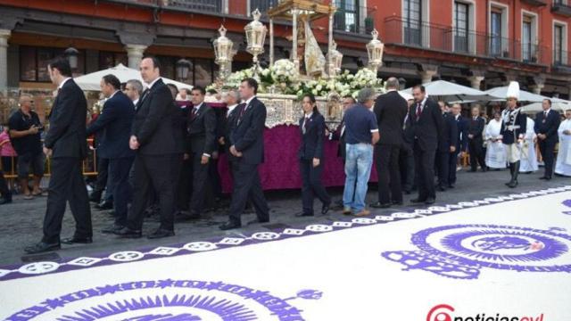 procesion virgen san lorenzo fiestas valladolid 2017 16