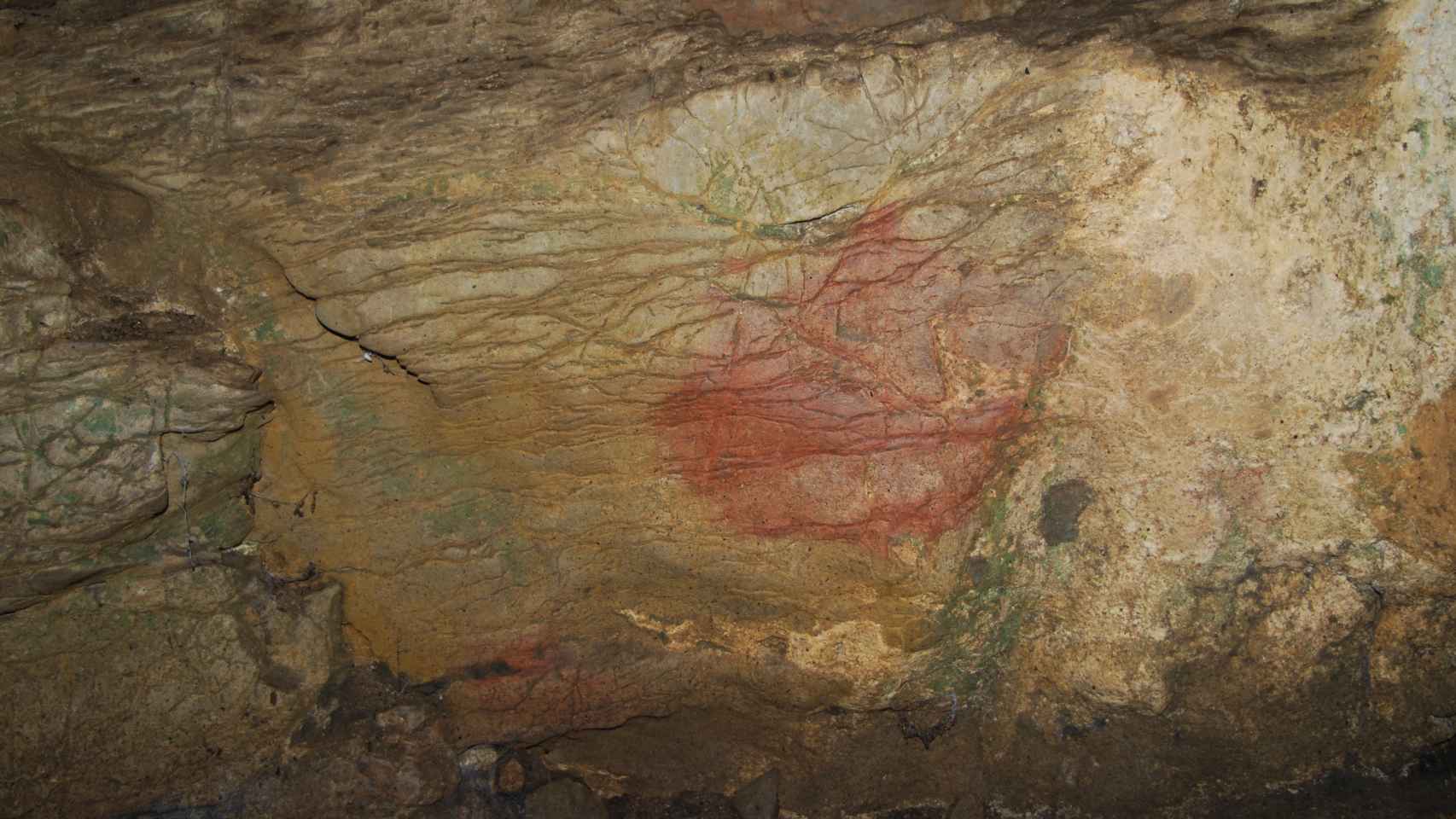 Pintura hallada en la cueva de Los Murciélagos (en Entrambasaguas).
