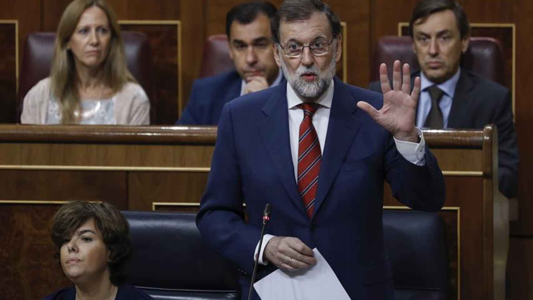 Rajoy, durante el pleno de control al Gobierno de este miércoles.