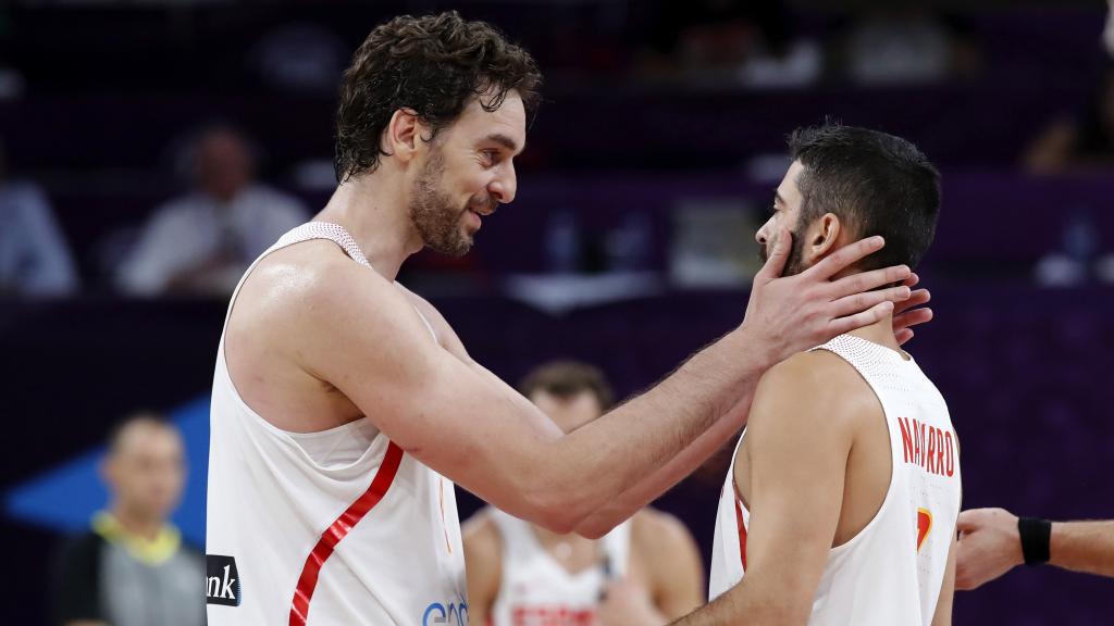 Pau Gasol y Juan Carlos Navarro en el que  posiblemente fue su último partido juntos.