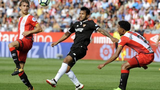 Una imagen del partido entre el Girona y el Sevilla en Montilivi.