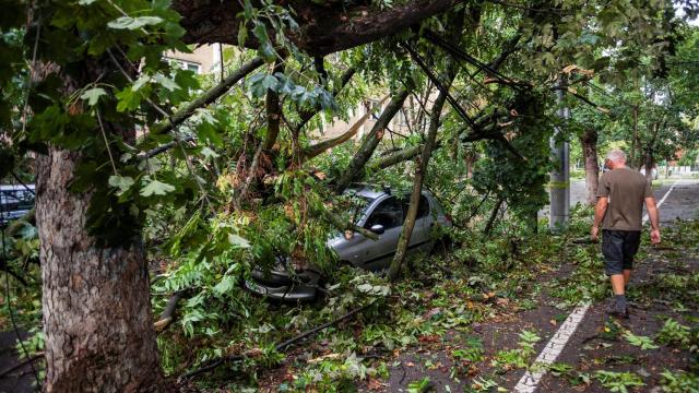 Destrozos causados por la tormenta.