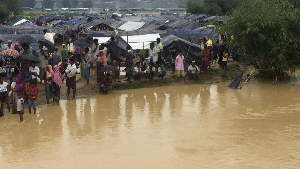 Refugiados atrapados en el campo de refugiados de Balukhali