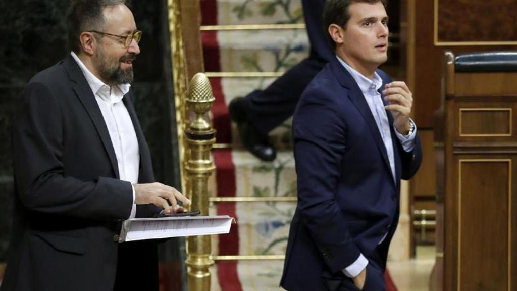 Rivera y Girauta, en el Pleno del Congreso.