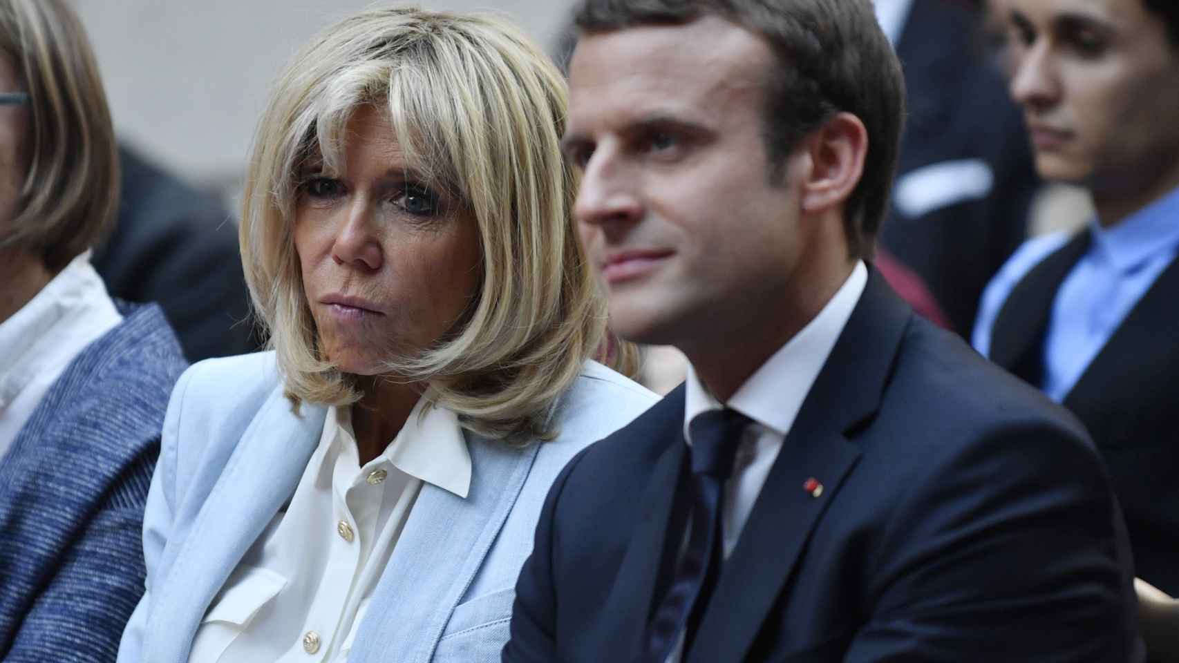 En Francia dicen que el matrimonio Macron está preocupado.