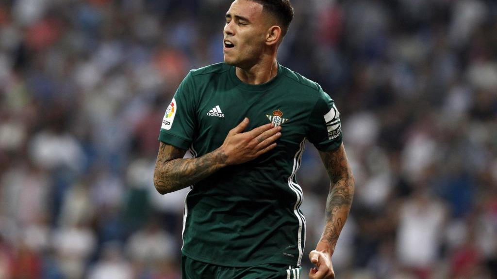 Sanabria celebra su gol en el 94', que valió para que el Betis ganara al Real Madrid.