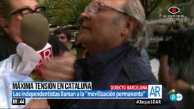 Tensión en 'AR' al tener que separar a dos catalanes en directo