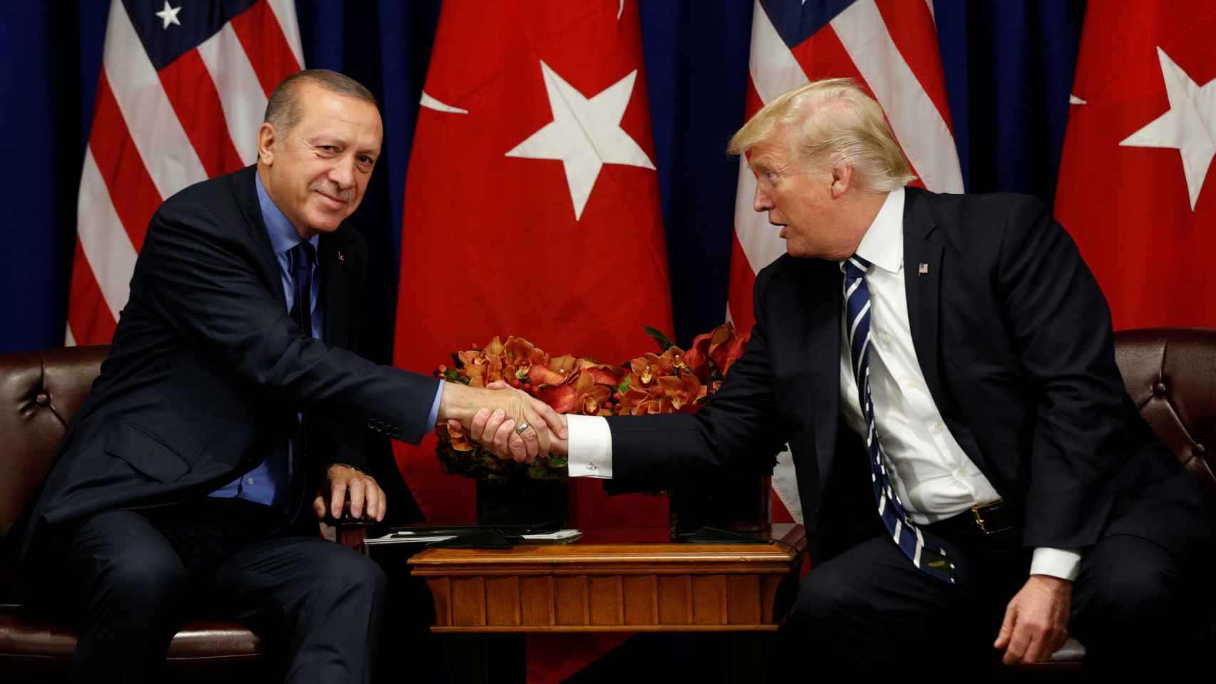 Erdogan y Trump, al finalizar el encuentro entre ambos.