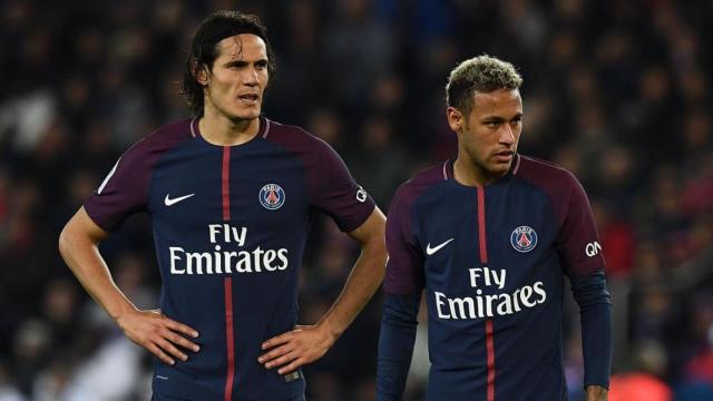 Neymar y Cavani tuvieron un pique durante el partido del PSG de domingo contra OL