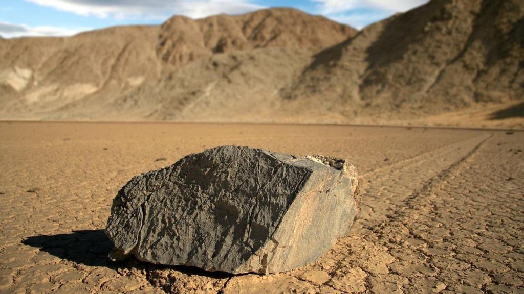 Una de las piedra deslizante de Racetrack Playa.