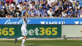 Dani Ceballos celebra el gol con el Real Madrid.