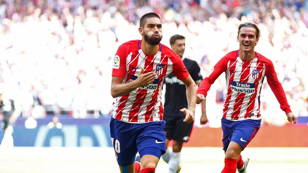 Carrasco celebra el primer gol del partido.