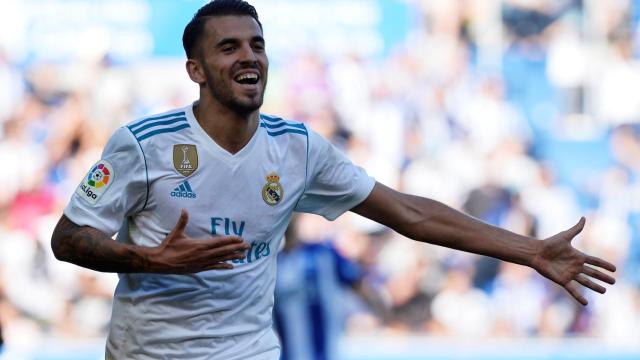 Dani Ceballos celebra uno de sus dos goles al Alavés.