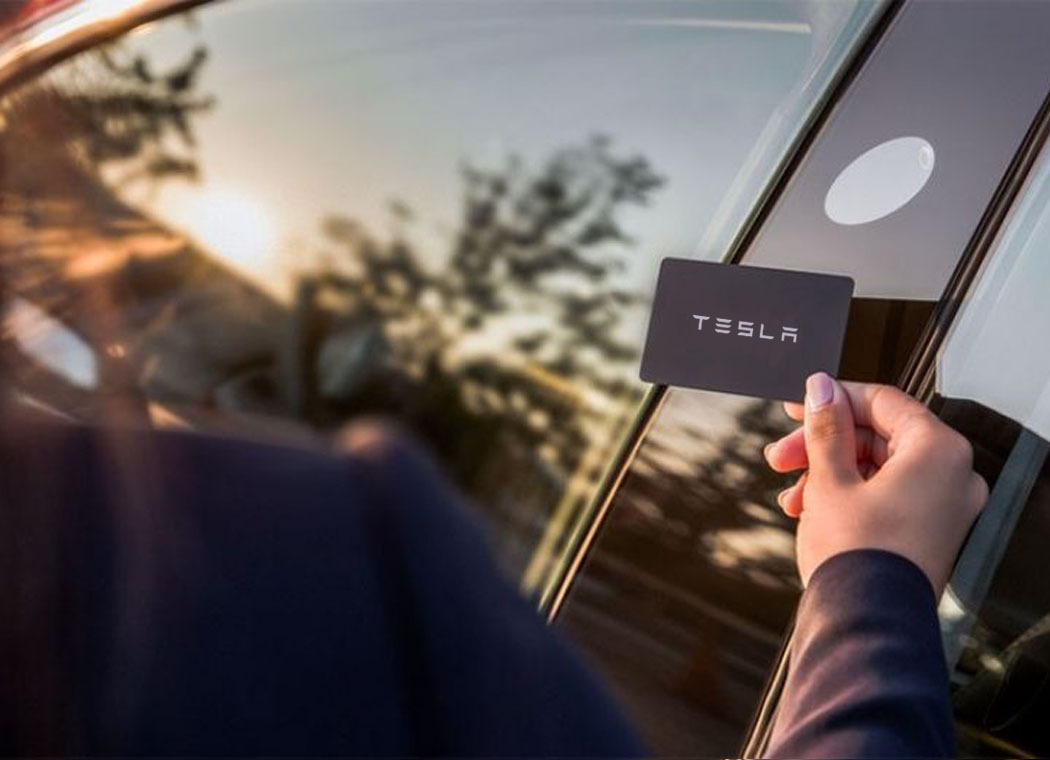 key card tesla llave electronica