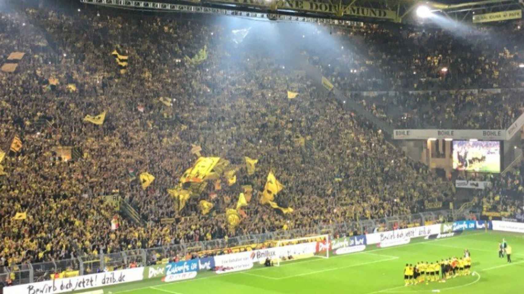 Celebración del Borussia Dortmund en su estadio. Foto Twitter (@BVB)