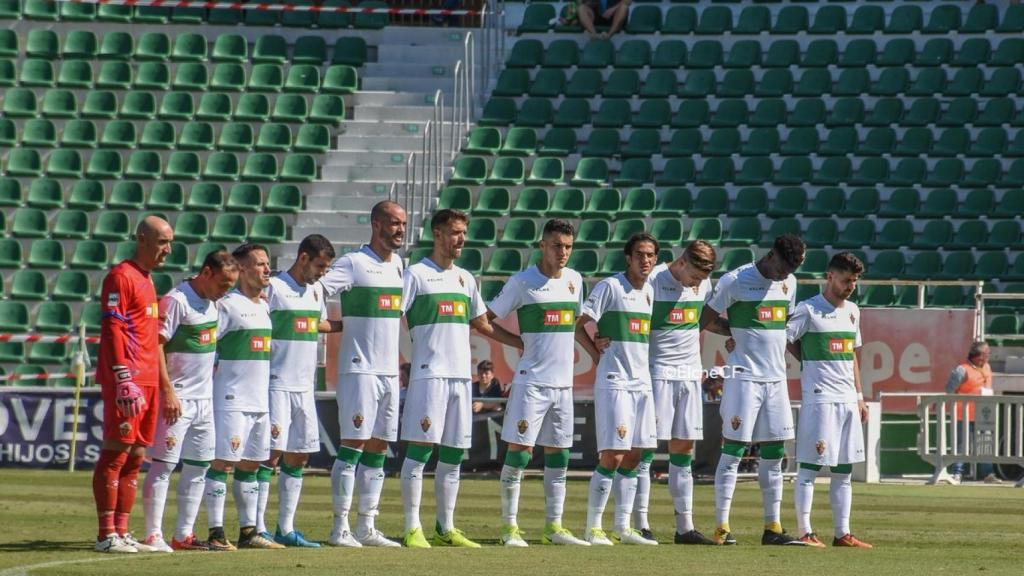 Jugadores del Elche durante un partido.