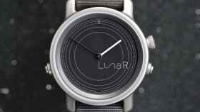 lunar smartwatch carga solar
