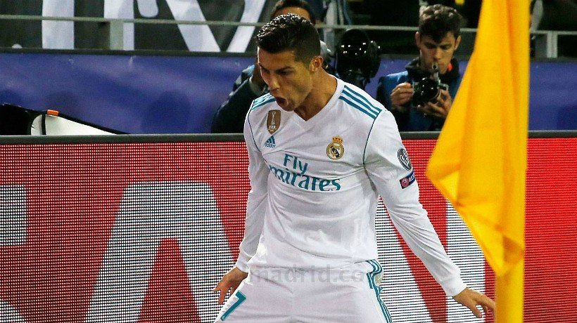 Cristiano Ronaldo celebra su doblete ante el Dortmund.