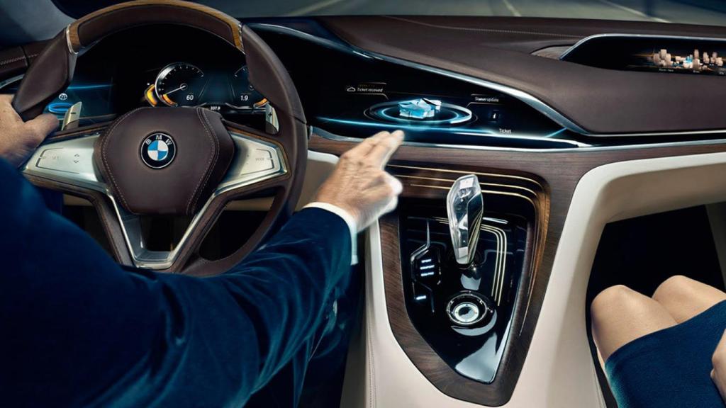 bmw-interior-coche-alexa