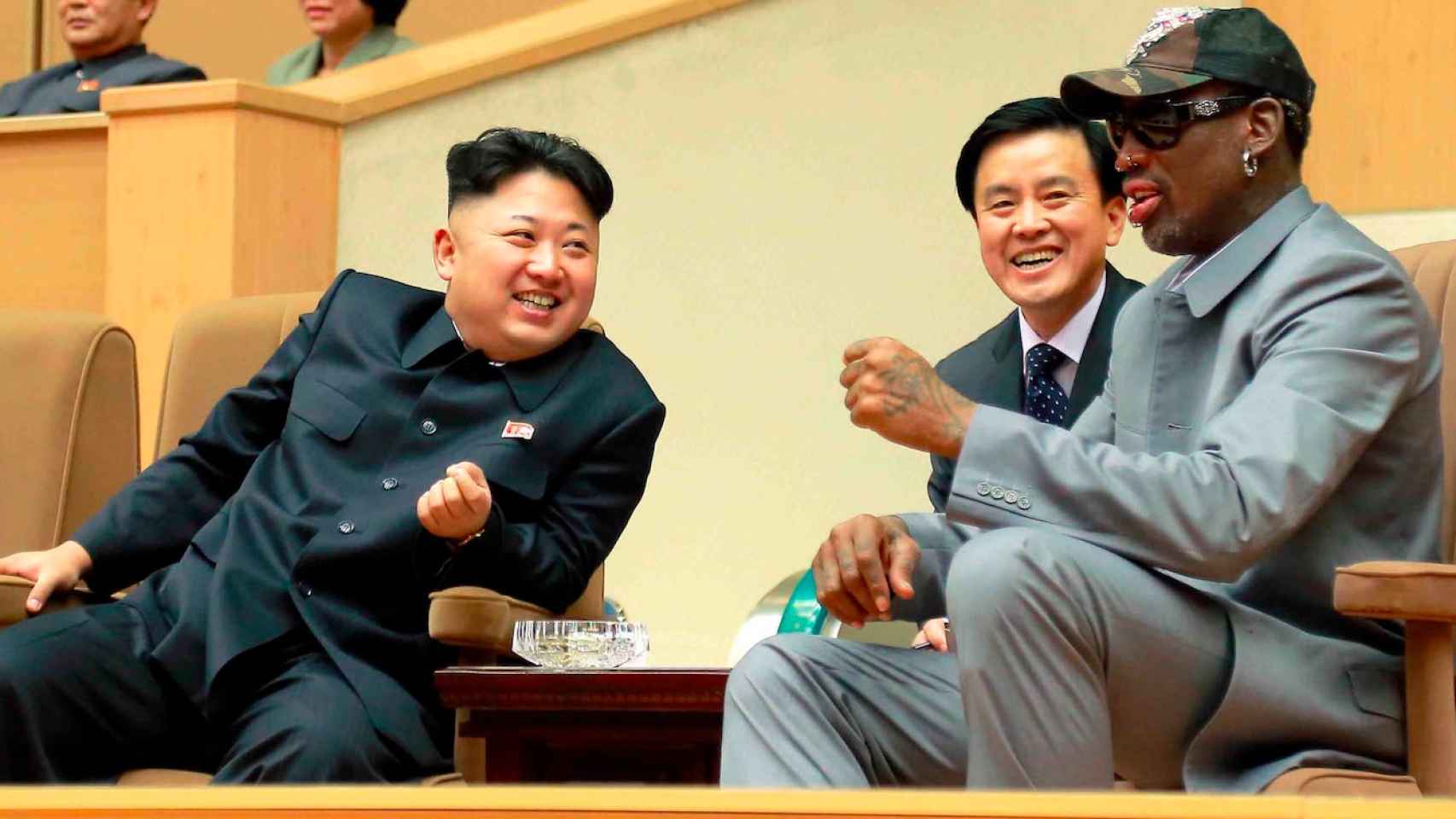 Kim Jong-un y el exjugador de baloncesto Dennis Rodman.