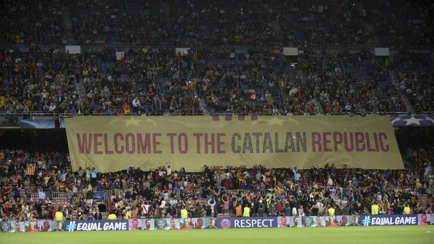 El Camp Nou, es uno de los estadios catalanes más a favor de la independencia.