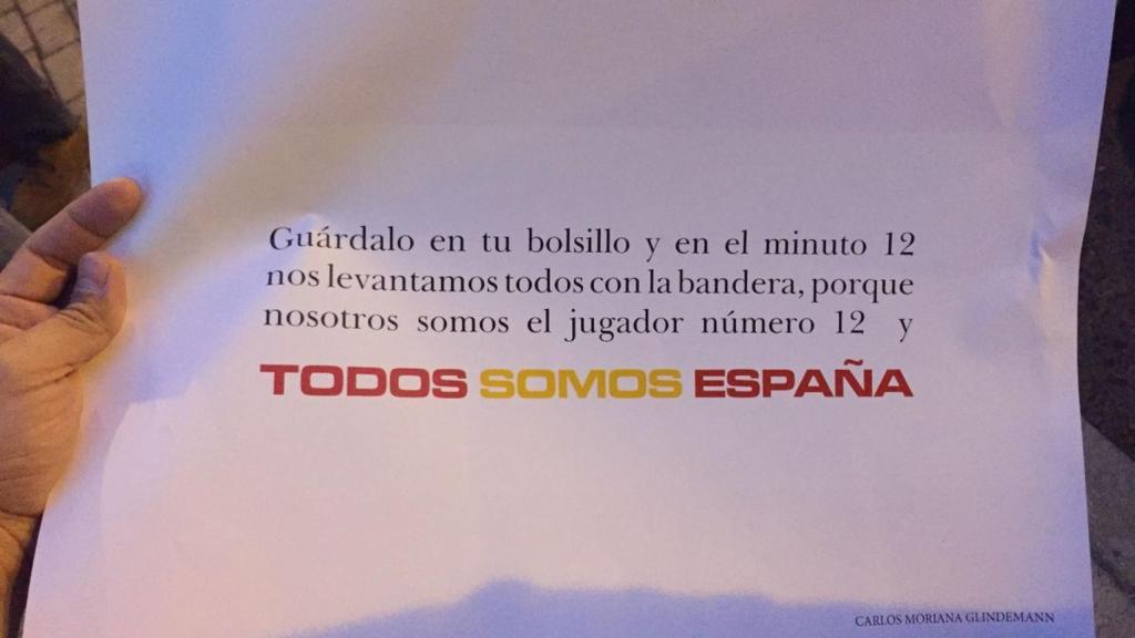 Las instrucciones que se han repartido en el Bernabéu.