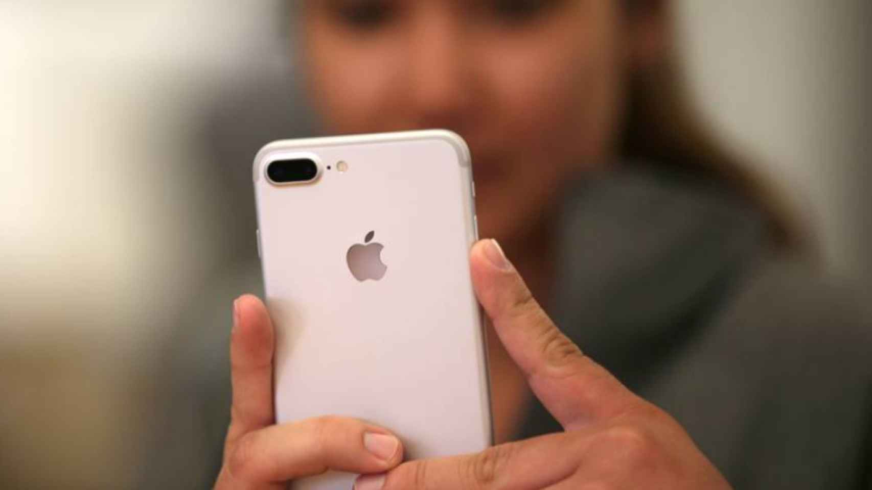 iphone 7 plus mujer chica