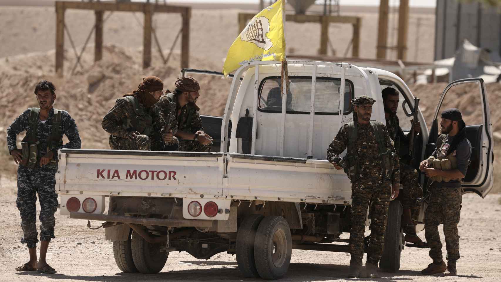 Combatientes del consejo militar de Deir al-Zor que luchan bajo las Fuerzas Democráticas Sirias.