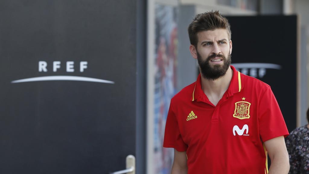 Gerard Piqué, antes de entrar en una rueda de prensa.